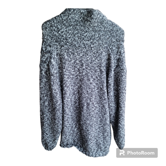 Karen Scott 2x black gray  and white curved button front cardigan sweater - Picture 4 of 6